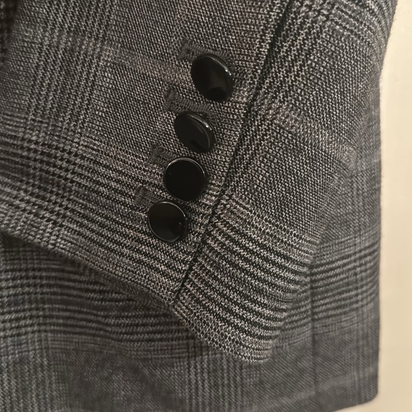 CALVIN KLEIN grey plaid ladies classic two button blazer -Sz.12 like new - Picture 6 of 9